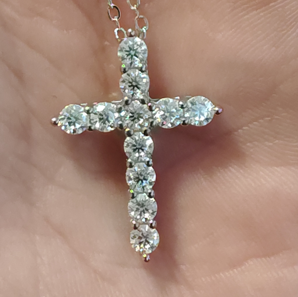 1 Carat Total Vvs1 D Moissanite Cross. 3mm Thick. 24mm Long. 925 Solid Silver.